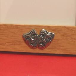 "Comedy Tragedy Masks Real Oak Picture Frame 6"" X 4" - thumbnail 2