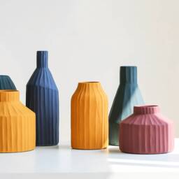 Morandi-Inspired Minimalist Origami Vase/ Handmade High Quality Clay/ Home D??cor/ Flower Vase/Gift/ Different - thumbnail 1