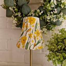 Cordless Touch Lamp. Beautiful Daffodil/Jonquil Usb Rechargeable Table Lamp.hand Decorated - thumbnail 3
