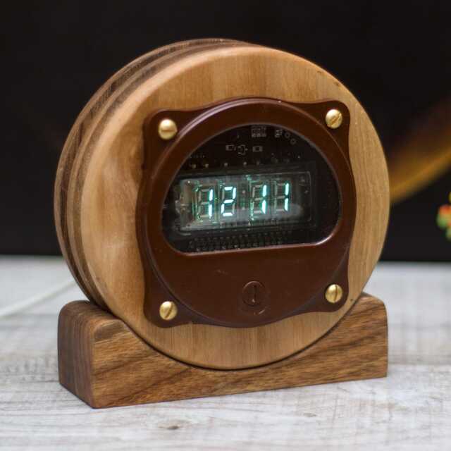 Vfd Ice Clock On Vacuum Fluorescent Display Ivl2-7/5. Mid Century Design. Usb Supply - image 1