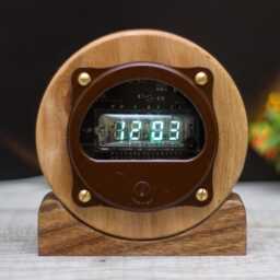 Vfd Ice Clock On Vacuum Fluorescent Display Ivl2-7/5. Mid Century Design. Usb Supply - thumbnail 2