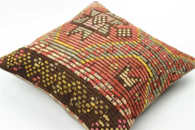 Vintage Kilim Pillow Cover Hand-Spun Wool, Turkish Cotton - 16x16 Inch - image 1