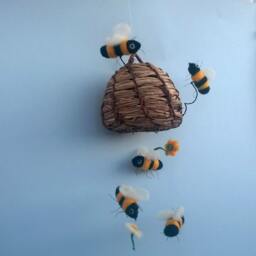 Bumble Bee Hanging Baby Mobile, Beehive Wall Hanger, Children Mobile Waldorf Inspired, Eco Friendly Kids Room Decor, Mobile Woodland Crib - thumbnail 4