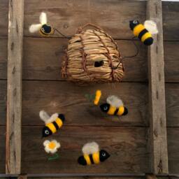 Bumble Bee Hanging Baby Mobile, Beehive Wall Hanger, Children Mobile Waldorf Inspired, Eco Friendly Kids Room Decor, Mobile Woodland Crib - thumbnail 3