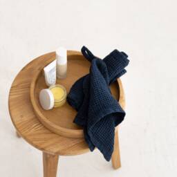 Linen Face Cloth Set Of 2, Waffle Towel, Compact Foldable Bath Small Guest Towel - thumbnail 4