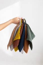 Linen Face Cloth Set Of 2, Waffle Towel, Compact Foldable Bath Small Guest Towel - thumbnail 1