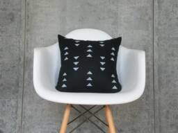 Black Linen Pillow Cover With White Triangles Design/Geometric Block Printed Natural Bed Minimalist Cushion Throw Mudcloth Inspired - thumbnail 1