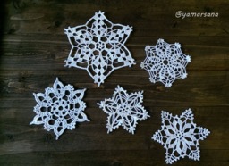 White Crochet Snowflakes Winter Christmas Decoration Christmas Tree Snowflake Wall Decor Ornaments Set Crochet Stars - thumbnail 1