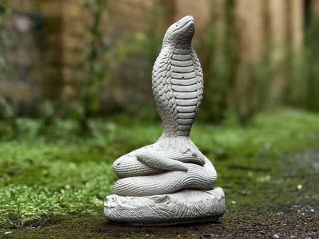 Concrete King Cobra Statue Stone Garden & Home Decoration Cement Snake Sculpture Outdoor Wildlife Ornament Yard Art Figurine Lover Gift - image 1
