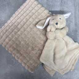 Personalised Neutral Baby Gift Set - Blanket & Comforter - Unisex Newborn Gift, Shower Present - thumbnail 3