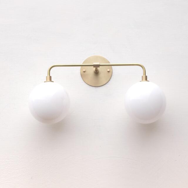 Bathroom Vanity Light, Fixture, Mid Century Brass Wall Sconce Light , Ul Listed Ppq6. No.0433 - image 1