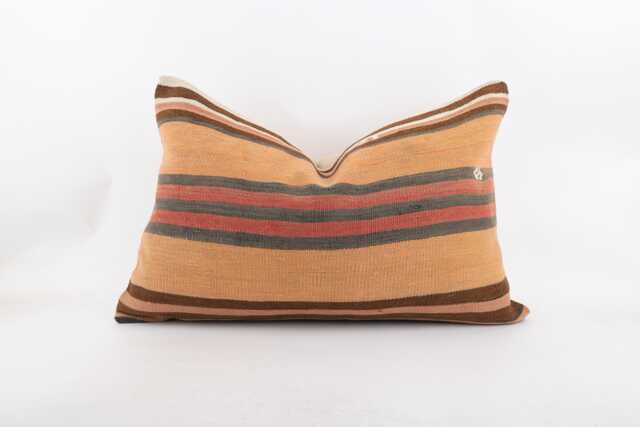 Anatolian Kilim Pillow Cover 16x24 Wool Geometric Cushion - image 1