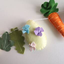 Easter Bunny Garland With Carrots, Felt Easter Egg Garland, Bunting, Decor, Gifts For Her, Spring Garland/Banner - thumbnail 2