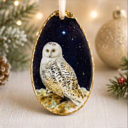 Snowy Owl Oyster Shell Christmas Ornament, Handmade Coastal Bird Lover Gift, Nature Decor, Collectible Ornament Set - thumbnail 1