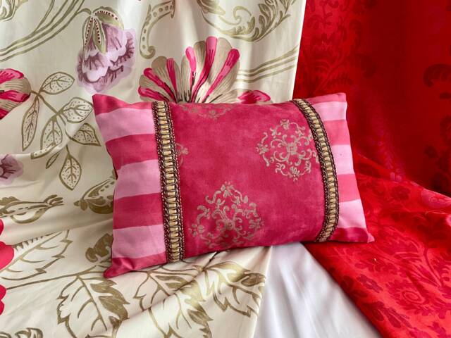 "Designers Guild Decorative Pillow Cover Red & Pink Printed Cotton - 12""x 18" - image 1