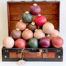 Faux Leather Christmas Ornaments - Set Of 12 Rustic Brown Holiday Decor - thumbnail 4