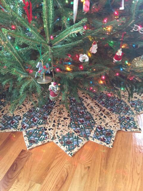 Large Quilted Christmas Tree Skirt Noah's Ark Animals, 66 Inch - image 1