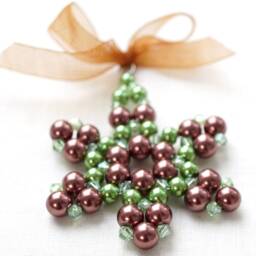 Modern Green Pearl Crystal Snowflake Christmas Tree Ornament Beaded Star Stocking Stuffer Holiday Decoration - thumbnail 4
