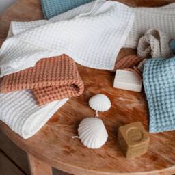 Oatmeal Waffle Linen Hand Towel Linen-Cotton Blend, Absorbent Bath Towel - thumbnail 3