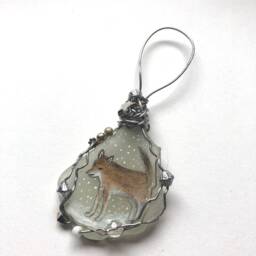 Hand Painted Fox Sea Glass Christmas Ornament - Beaded Wire Decoration - thumbnail 2