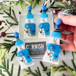 Fused Glass Snowman Decoration With Forget Me Knot Flower - Christmas Decoration, Snowman Cornish - thumbnail 1
