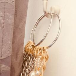 Set Of 2 Silver & Gold Tiebacks, Decorative Curtain Holders, Tie Backs With Silver Chains Faux Pearls, Luxury Home Decor - thumbnail 2