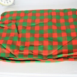 African Maasai Shuka Blanket - Acrylic Kenyan Kikoy Fabric Throw - thumbnail 3
