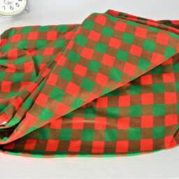 African Maasai Shuka Blanket - Acrylic Kenyan Kikoy Fabric Throw - thumbnail 2