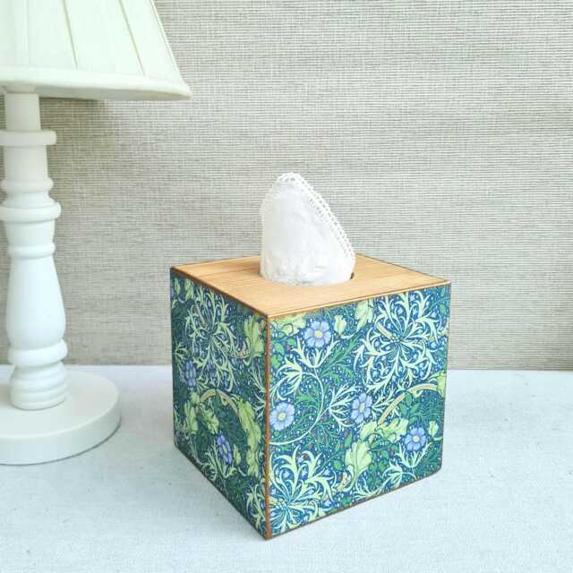 William Morris Seaweed Tissue Cover, Luxury Pine Box, Ocean Floral Design, Hand Decorated - image 1