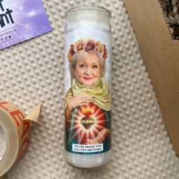 Saint Betty White Prayer Candle Scented Vegan Soy Wax, Handmade - thumbnail 2