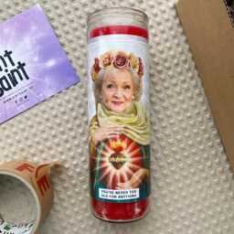 Saint Betty White Prayer Candle Scented Vegan Soy Wax, Handmade - thumbnail 3