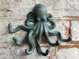 Cast Iron Hanging Coloured Octopus Hook Metal Ornament