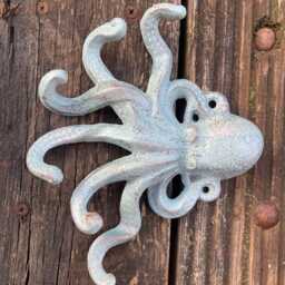 Cast Iron Hanging Coloured Octopus Hook Metal Ornament - thumbnail 4