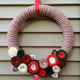 Felt Flower Christmas Wreath Plaid Fabric Holiday Decor - thumbnail 3