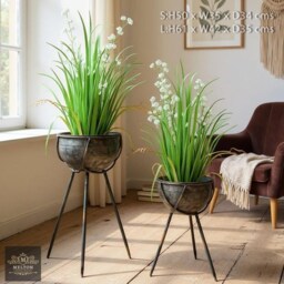 Pair Of Free Standing Planters Distressed Plant Pots Modern Design Stunning - thumbnail 2