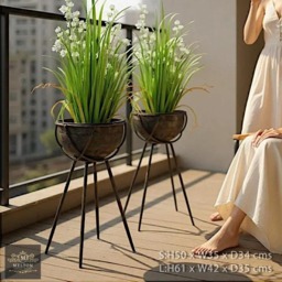 Pair Of Free Standing Planters Distressed Plant Pots Modern Design Stunning - thumbnail 1