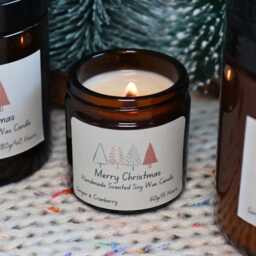 Handmade Christmas Soy Wax Candle - Festive Holiday Scents - thumbnail 3