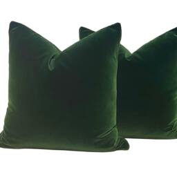 Designer Plush Velvet Pillow in Green. Decorative Pillow Rich Green, Luxurious Accent Cushion Cover, Solid Green Cover - thumbnail 2