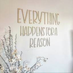 Wooden Everything Happens For A Reason Quote Sign - Home Bedroom Office Wall Art Motivational Inspirational Words - thumbnail 2