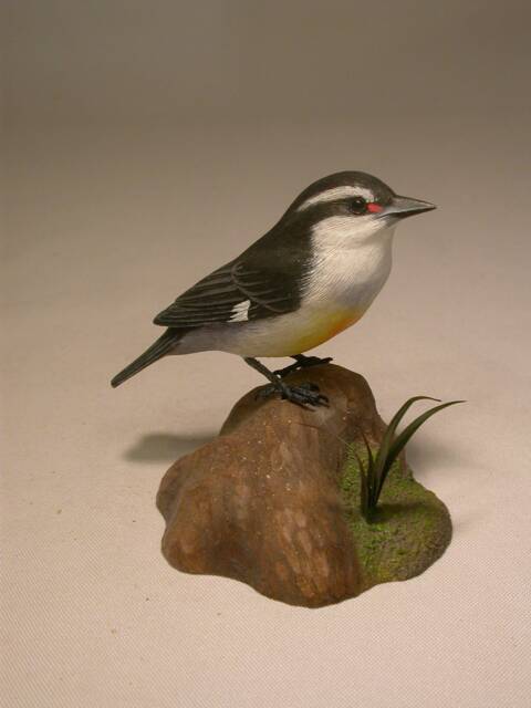 Bananaquit Original Wood Carving Bird - image 1