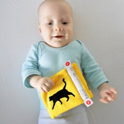 High Contrast Baby Soft Book Yellow & Black Animals - thumbnail 2