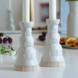 3D Printed Shabbat Candlesticks, Checkered Ceramic Candleholders, Pop Style - thumbnail 2