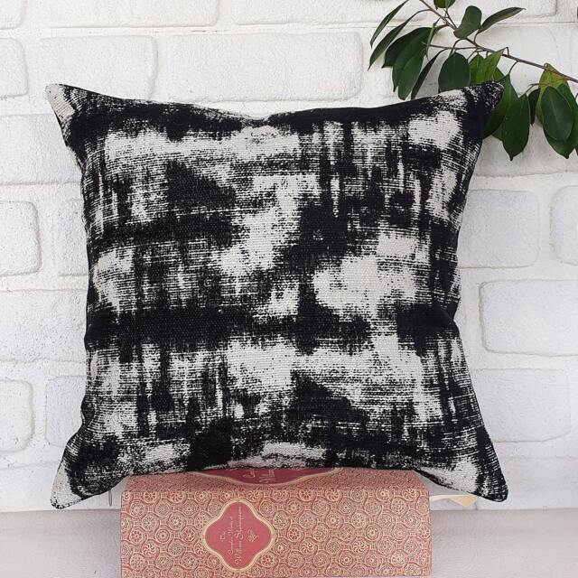 Black & White Woven Abstract Pillow Cover Modern Home Decor - image 1