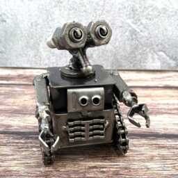 Wall-E Inspired Scrap Metal Sculpture, Handmade Recycled Steel Art, Unique Valentine Gift For Him - thumbnail 4