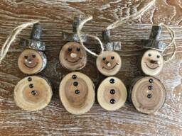 Set Of 4 Hanging Wooden Snowmanchristmas Decorations Carving Festive Wood, Log, Christmas Tree - thumbnail 1