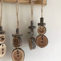 Set Of 4 Hanging Wooden Snowmanchristmas Decorations Carving Festive Wood, Log, Christmas Tree - thumbnail 3