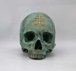 Leviathan . Plaster Of Paris Life Size Human Skull Replica - thumbnail 1