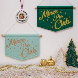 Mulled Wine Club Glittery Christmas Wall Banner Flag Decoration - thumbnail 3
