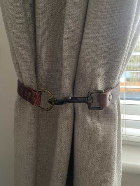 Handmade Antique Brown Leather Curtain Tie Back 3/4 Inch With Trigger Hook Fixing - image 1