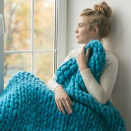 Chunky Knit Merino Wool Blanket Turquoise Cozy Throw, Handknit - thumbnail 2